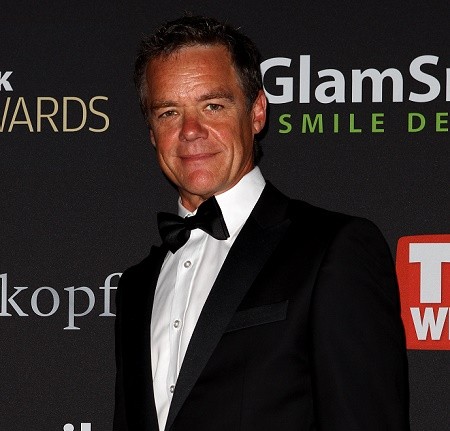 stefan dennis net worth - Article 2